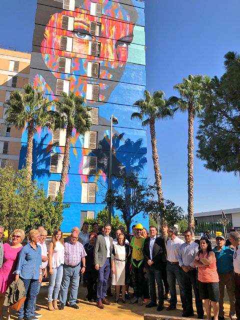 La Paz abre los ojos