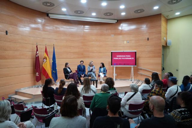 La Comunidad adquiere 16 nuevas viviendas que se cederán a siete municipios para el realojo de familias en exclusión social