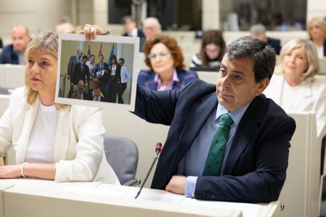 Díez de Revenga: 'Es imposible que Pedro Saura no se enterara de la corrupción que invadía todos los rincones de su Ministerio'