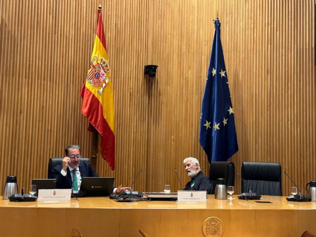 El Gobierno regional reitera en el Congreso la urgencia de ejecutar infraestructuras hidráulicas para prevenir inundaciones en la Región