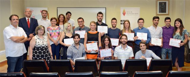 El Centro YUZZ Universidad de Murcia premia con un viaje a Silicon Valley al proyecto Site by Side