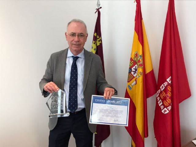 El Ayuntamiento de Murcia recibe el premio 'Transformation 2017' de manos de la red europea CIVITAS