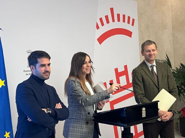 La histórica chimenea de Algezares se pondrá en valor con una ambiciosa actuación de restauración y conservación