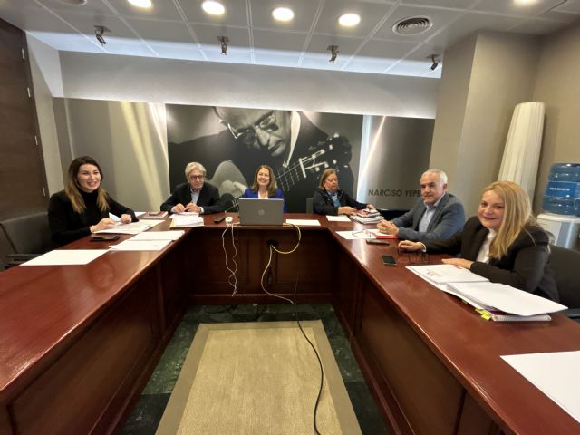 López Miras responderá a preguntas relacionadas con medidas económicas, indicadores socioeconómicos y el Consorcio de Extinción de Incendios y Salvamento