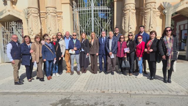 Murcia rinde homenaje a la folklorista Milagros Carrasco Martínez y la incluye en el programa ´Mujeres murcianas en el recuerdo´