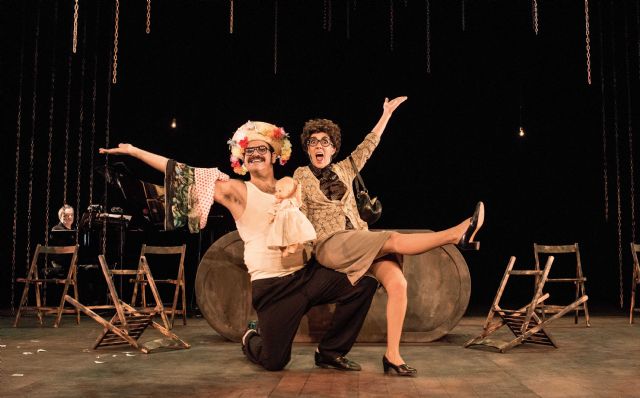 El Teatro Romea acoge el viernes la aclamada comedia musical ´Con lo bien que estábamos´