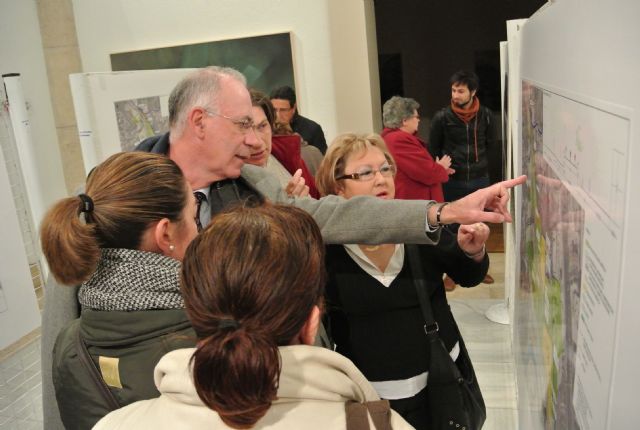 El plan de protección del Paseo del Malecón potenciará su conexión con el río