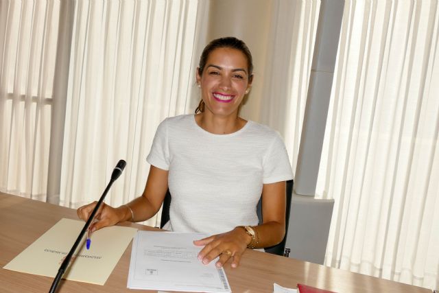 El Ayuntamiento de Murcia subvencionará a los taxistas que hayan adquirido un vehículo híbridos y cero emisiones