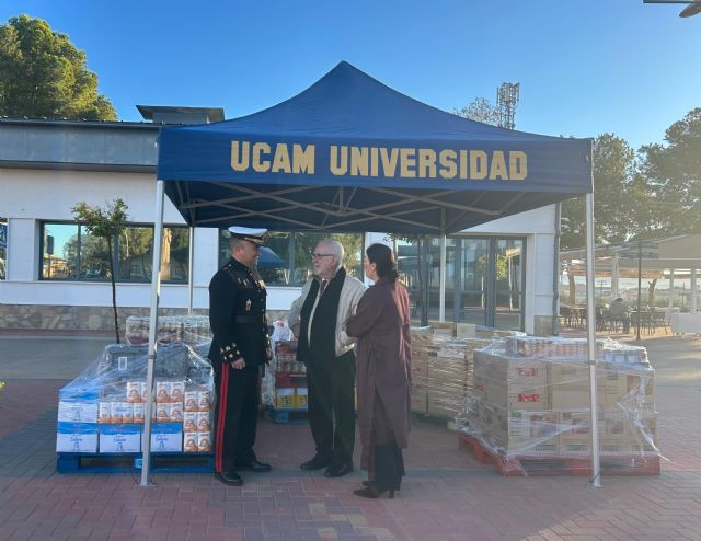 UCAM Cartagena colabora un año más con la 'Tonelada Solidaria'