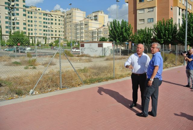 Santiago y Zaraíche contará con tres nuevos centros médicos situados en dos parcelas cedidas por el Ayuntamiento a la Comunidad Autónoma