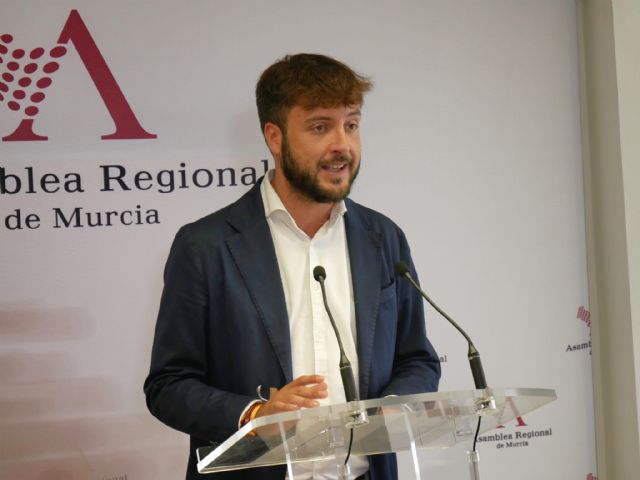 Landáburu: 'El PSOE no puede dar lecciones de movilidad cuando es el responsable del desastre del servicio ferroviario en la Región y en toda Espa&ntilde;a'