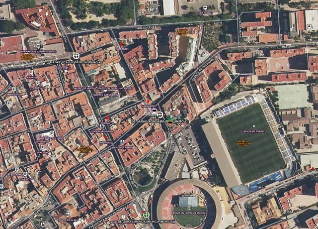 Herido muy grave al caer a un patio interior desde un tercer piso en Murcia