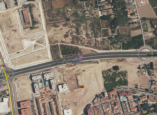 Tres heridos en la colisión entre una ambulancia y otro vehículo