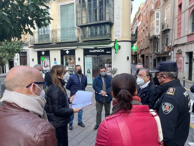 Policía Local realizará una campaña informativa para vecinos y conductores en la zona de la calle San Nicolás a partir del viernes
