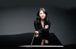 La pianista Zee Zee y el director Pablo González se unen a la Sinfónica de la Región para ofrecer dos conciertos en Murcia y Cartagena