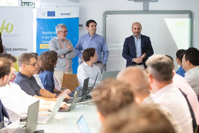 Empresa impulsa el programa 'Info Proyecta IA' para transformar retos empresariales en proyectos innovadores