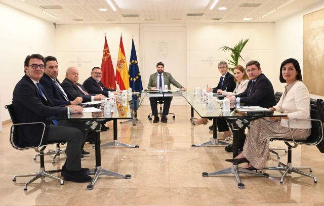 López Miras traslada al nuevo presidente de COEC su voluntad de colaboración para impulsar el crecimiento de Cartagena