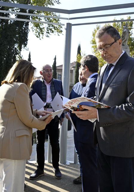 El Ayuntamiento acerca 1200 años de historia a las aulas con el cómic 'Murcia 825–2025'