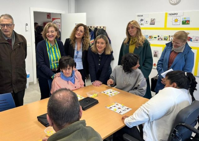 Murcia refuerza su alianza con ASTRAPACE para impulsar la autonomía y la inclusión de las personas con discapacidad