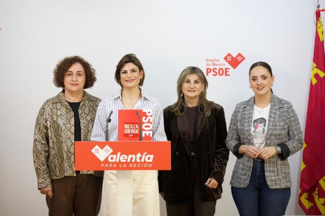 Inma Sánchez 'Las guerras cuestan vidas y la irresponsabilidad del PP va a costar muchos sacrificios en la Región de Murcia'