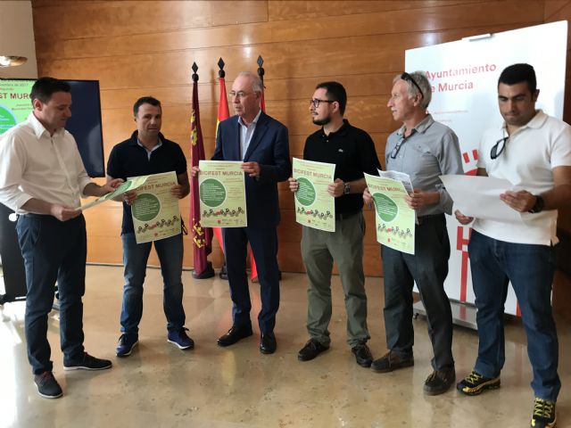 Una ruta ciclista, talleres, información vial y más actividades para dar la bienvenida a la II Edición del Bicifest Murcia