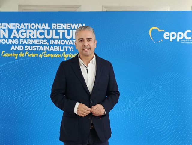 Cano exige al Gobierno de Sánchez 'transparencia' y dar explicaciones sobre el origen del brote de peste porcina