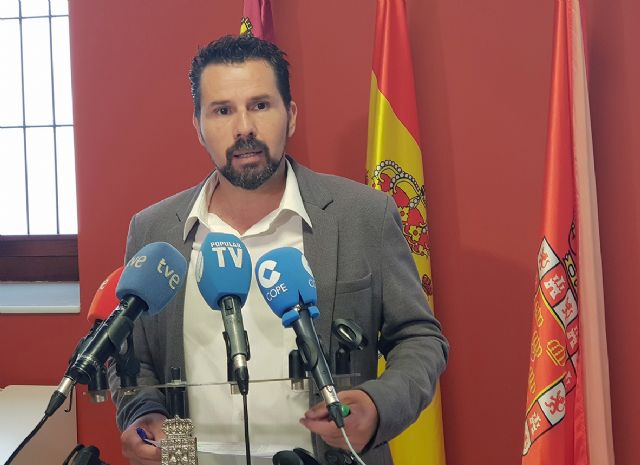 Mario Gómez: “Nuestro deber es controlar los grandes contratos para ofrecer a los murcianos los mejores servicios públicos”