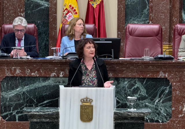 María Marín pregunta a López Miras por las 3.100 viviendas protegidas que prometió en campa&ntilde;a: '&iquest;Me pasa la ubicación?'