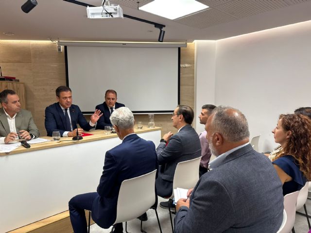 El Gobierno regional invita a los ayuntamientos a hermanarse con otras ciudades europeas