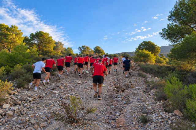 Los alumnos de CAFD llevan su entrenamiento al terreno militar