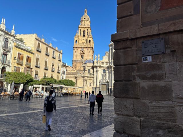 Murcia será el primer municipio en contar con placas inteligentes en todas sus calles