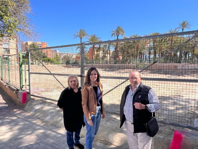 Los vecinos de La Paz recuperan un espacio de más de 3.000 metros cuadrados