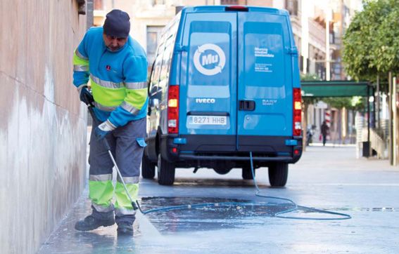 El PSOE considera 'absolutamente necesario' volcarse con la limpieza viaria en pedanías y hacerlo 'de verdad'