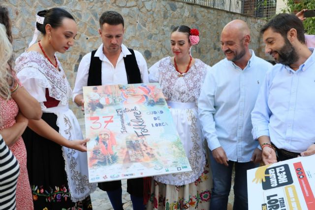 El Festival Internacional de Folklore 'Ciudad de Lorca' refuerza la proyección de la Región como punto de encuentro de culturas y tradiciones
