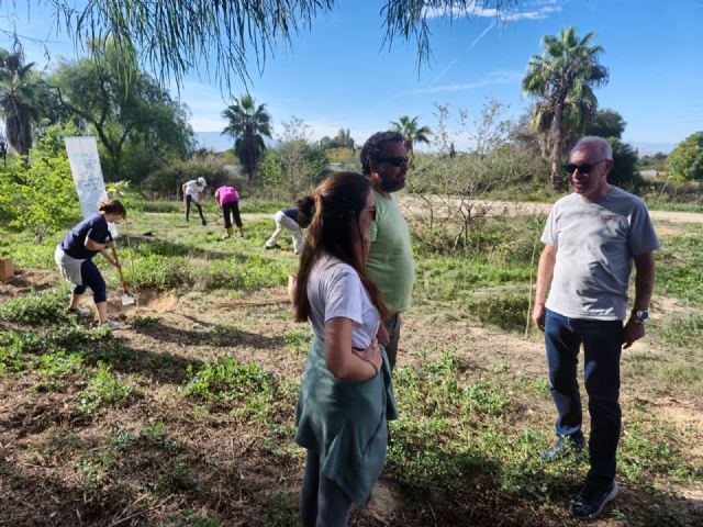 El proyecto de Recuperación del Meandro del Vivillo arranca con sus primeras actividades de voluntariado ambiental