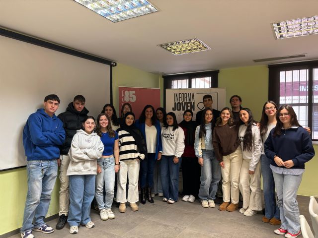 La colaboración y el trabajo en equipo se fusionan para celebrar el I Encuentro de los Puntos de Información Juvenil del Municipio de Murcia