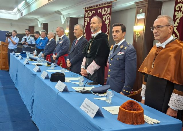 La Región amplía su oferta en formación universitaria especializada en defensa y tecnología