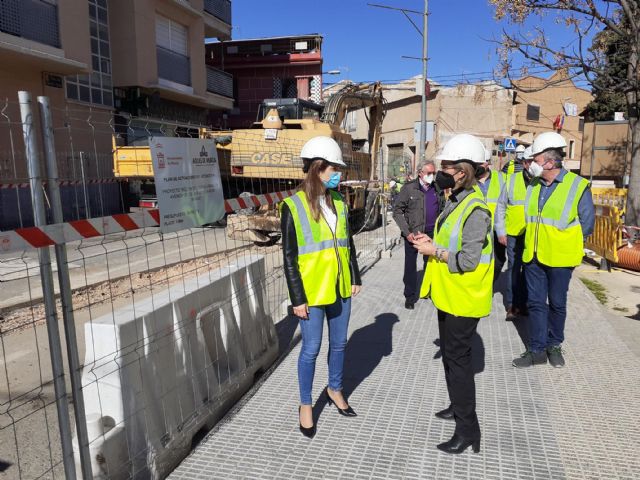 Comienzan las obras de mejora del drenaje urbano en la avenida de Los Jerónimos de La Ñora