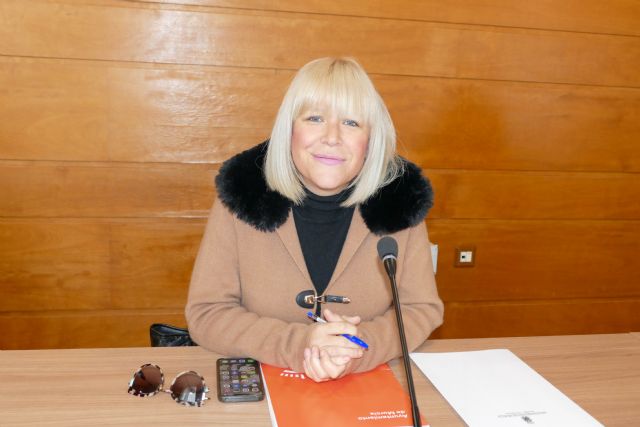 Luz verde a las obras para instalar una barandilla de protección peatonal en la Plaza Santiago Apóstol de Santiago y Zaraiche