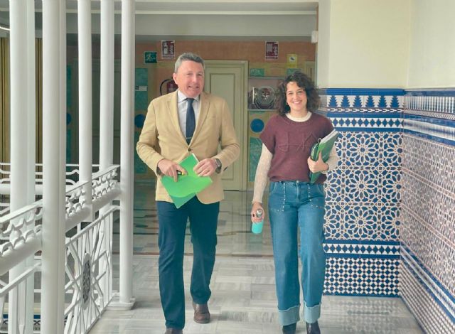 VOX logra la aprobación de sus iniciativas sobre la caza con reclamo como BIC y la protección del profesorado