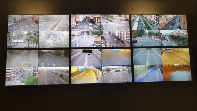 El Servicio de Tráfico registra esta mañana un 59% menos de vehículos circulando por la ciudad