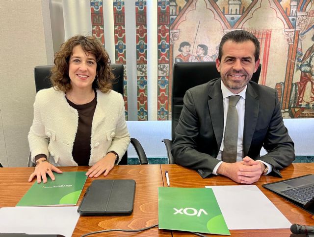 VOX denuncia que PP, PSOE y Podemos se alinean para impedir las comparecencias de Ábalos y Koldo en la Comisión sobre las mordidas del AVE