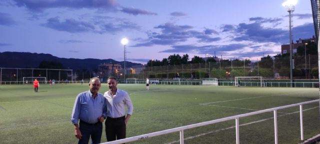 El Ayuntamiento de Murcia mejora la eficiencia energética del campo de fútbol de Patiño con nueva iluminación LED