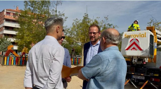 El barrio de San Basilio- El Ranero estrena nueva nuevas luminarias inteligentes para reducir las emisiones de CO2 y el consumo energético