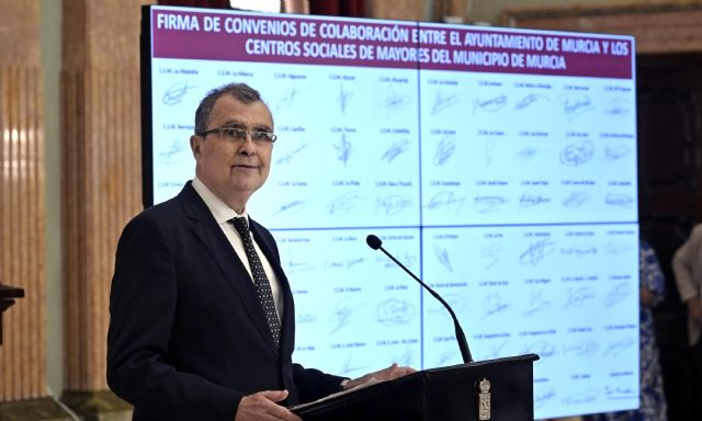 Ballesta destaca la labor de los Centros de Mayores como ejemplo de convivencia y de actividad permanente en todos los barrios y pedanías de Murcia