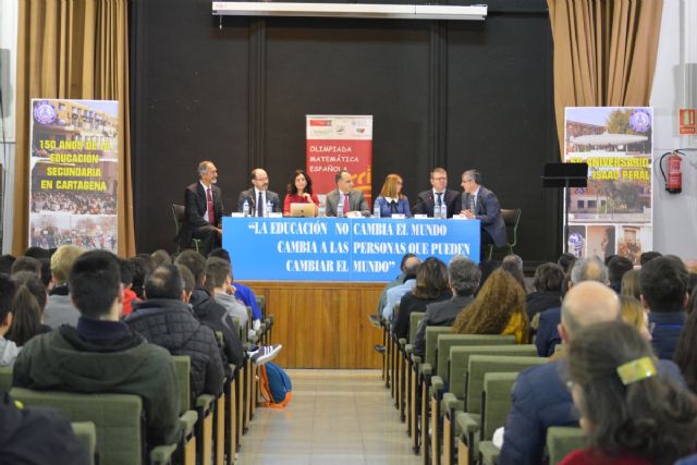 Más de 200 alumnos de la Región compiten en la LV edición de la Olimpiada Matemática