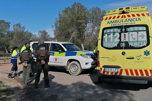 Un ciclista resulta herido tras una caída en una pista forestal de Coto Cuadros y es trasladado al hospital