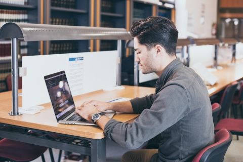 Más de medio millón de libros electrónicos a disposición de los estudiantes de la UCAM