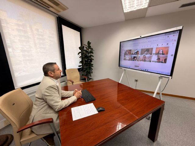 El Gobierno regional y Consumur exigen al Ministerio soluciones para reabrir y modernizar la línea ferroviaria de Cartagena-Albacete