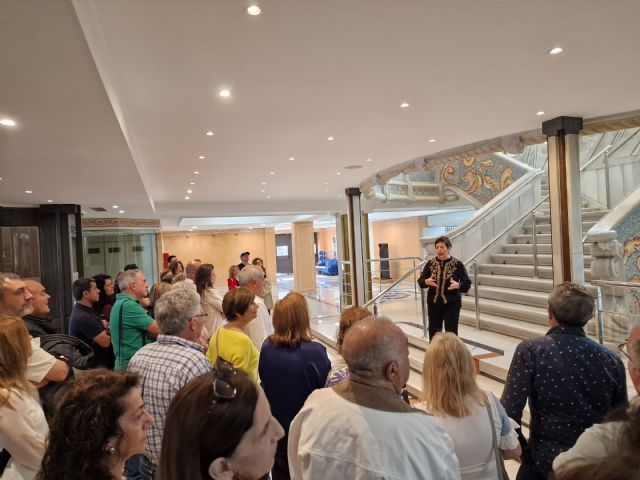 Medio millar de personas visitaron la Asamblea Regional de Murcia durante La Noche de los Museos de Cartagena